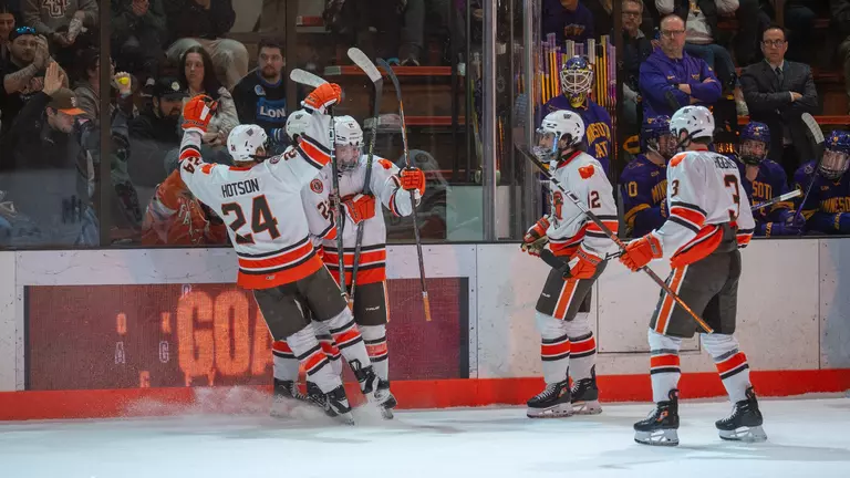 Falcons Ready for Vital CCHA Weekend Series at No. 16 Michigan Tech