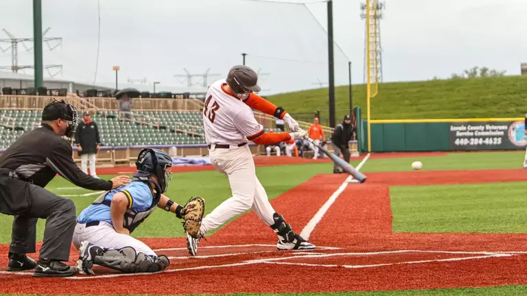 Falcons Conclude Non-Conference Weekend Slate Against Samford