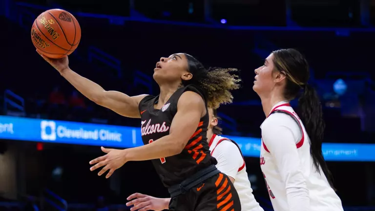 Fourth-Quarter Rally Falls Just Short as Ball State Outlasts Falcons, 75-63