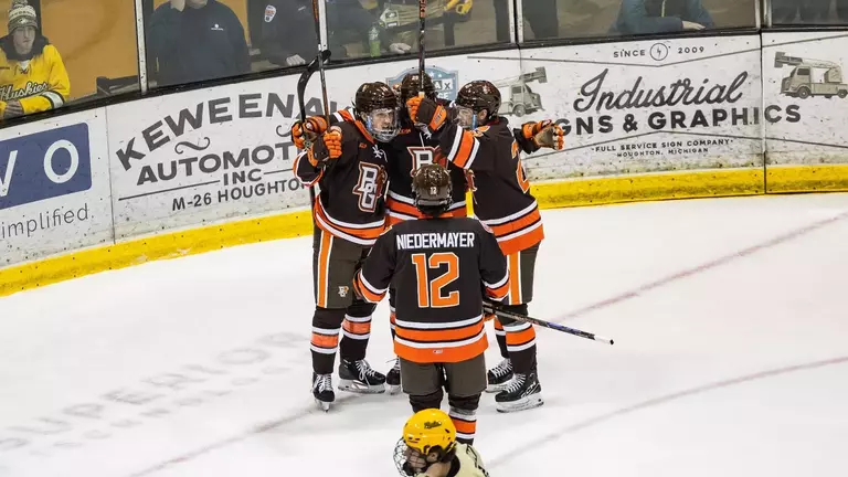 No. 22 Michigan Tech Outlasts No. 19 Bowling Green in Opener of the Mason Cup Quarterfinals