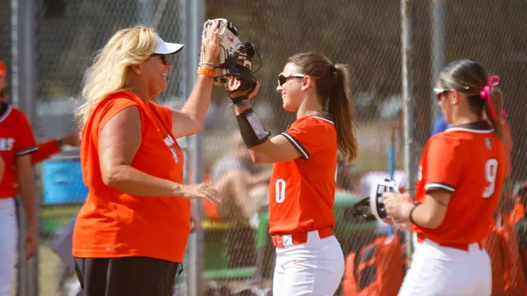 Four-Run Second Inning Lifts Falcons Past Charleston Southern Friday Afternoon