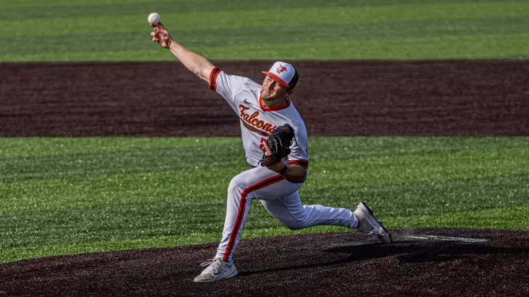 Falcons Fall Short Saturday As Central Michigan Forces Sunday Rubber Match