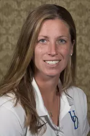 Lynn Farquhar