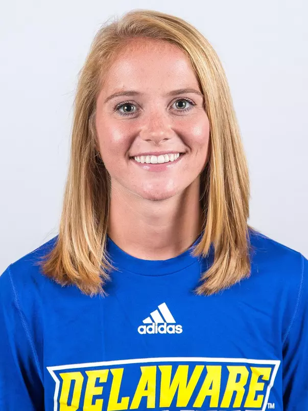 Analise Kaminski Headshot