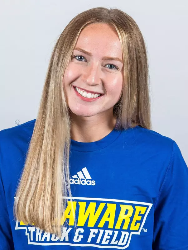 Alana Cohen headshot