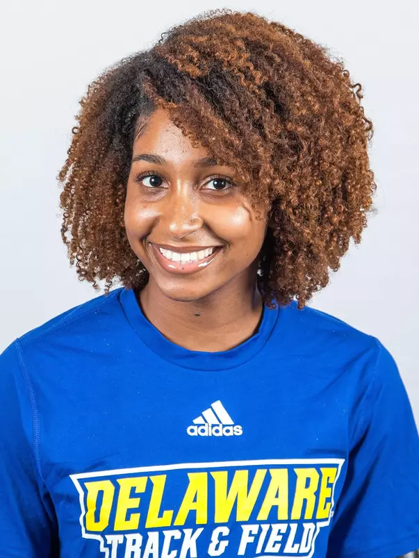 Danielle Rochester headshot