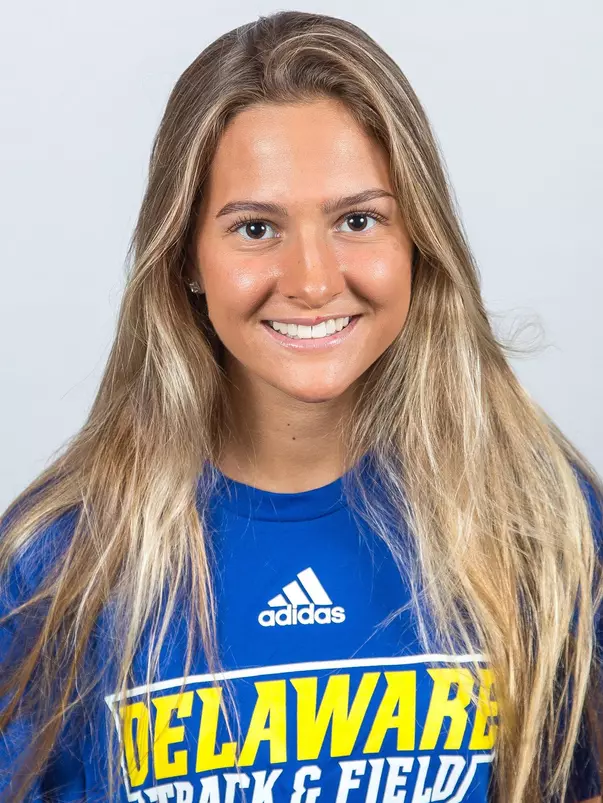 Carly Schmidt Headshot