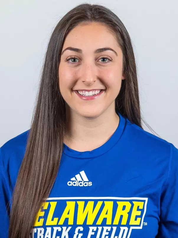 Cassandra Wahl headshot