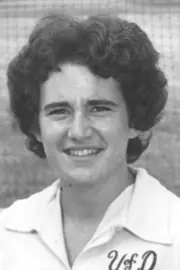 Elaine Pomian