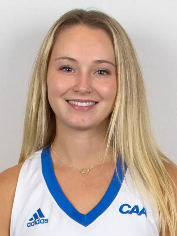 2020-21 University of Delaware
Field Hockey Headshots
October 2, 2020
Photo by Erik Oakley