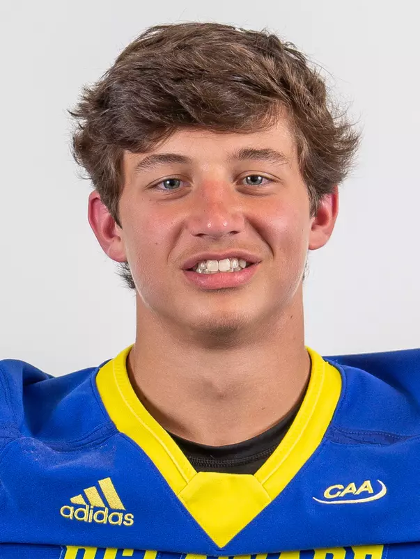 Kaelin Costello_2021 Headshot