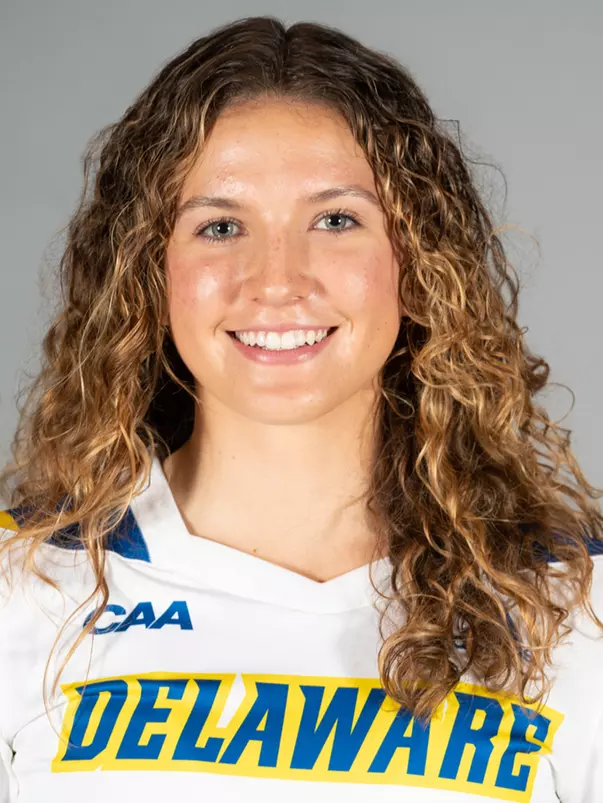 Maggie Farragher Headshot