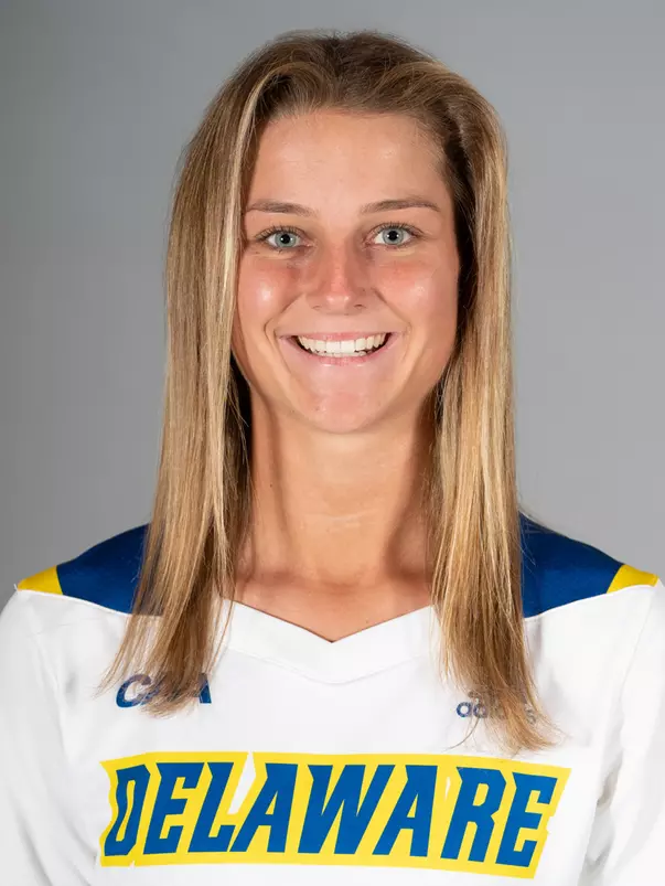 Emma Hoffman Headshot