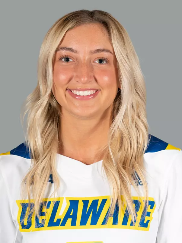 Halen Saroney headshot