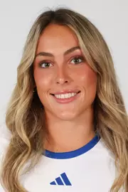 Ava Agresti Headshot