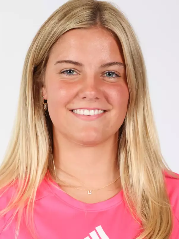 Sophia Hall Headshot