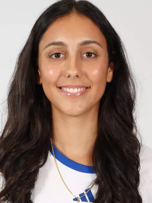 Ava Ticconi Headshot