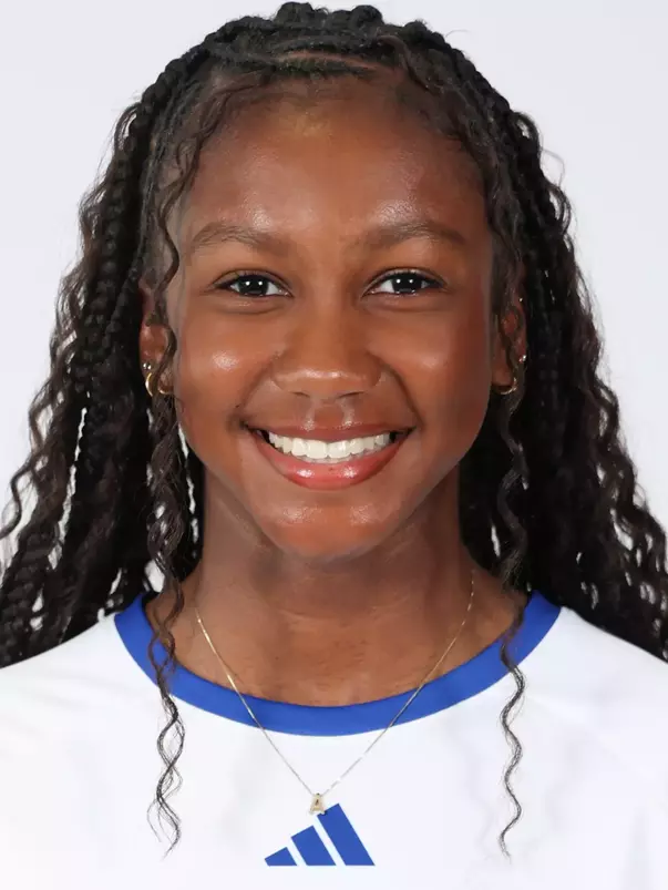Adiat Olaogun-Dickson Headshot