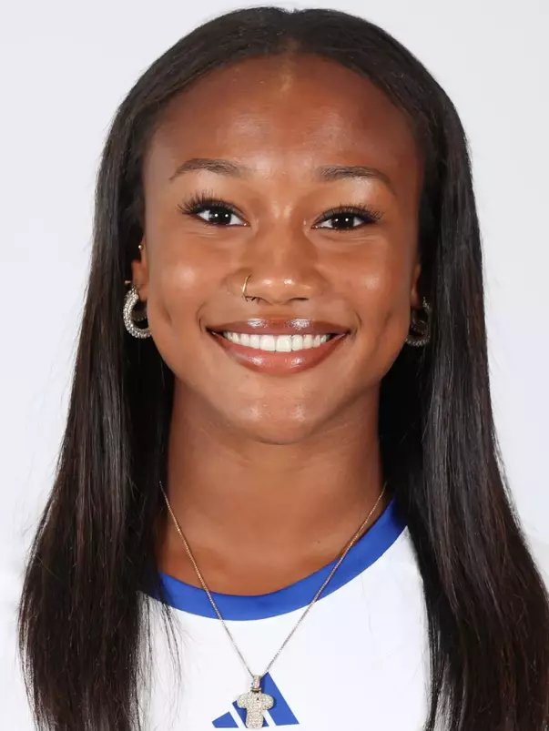 Taysia Reid Headshot