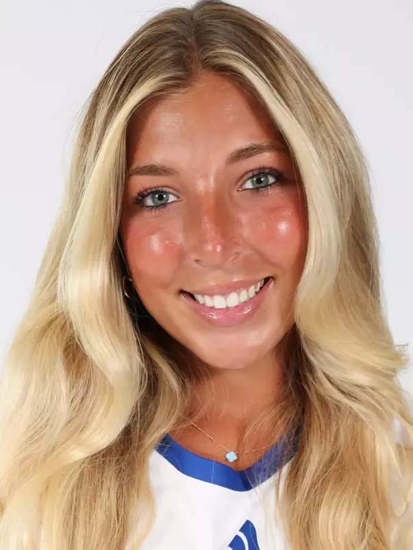 Olivia Hoover headshot