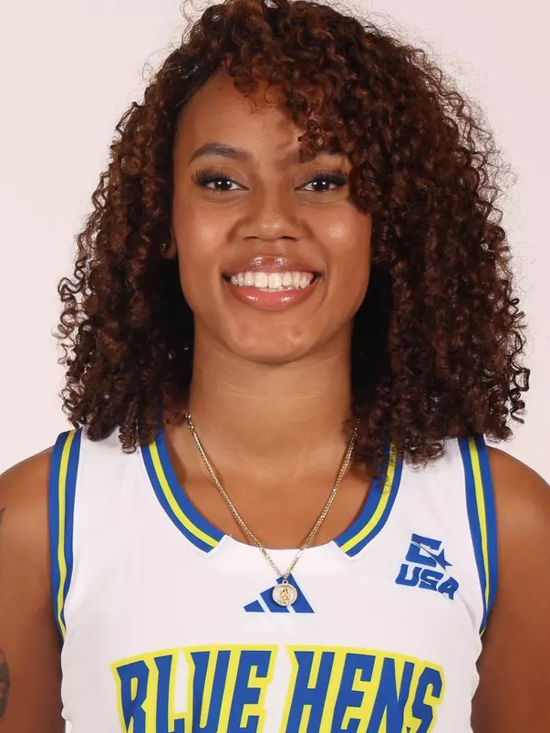 Kennise Johnson Headshot