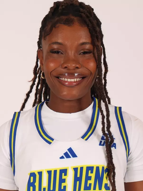 Regina Donanu Headshot