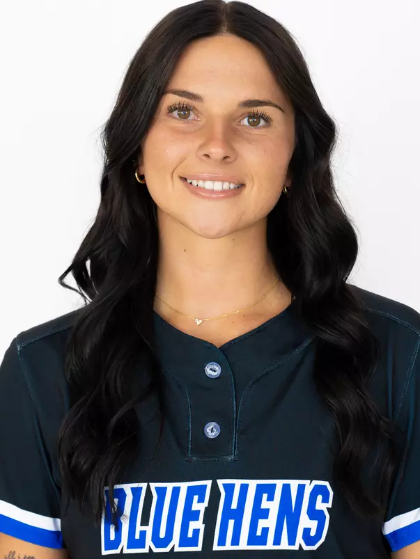 2027 Delaware Softball Headshots