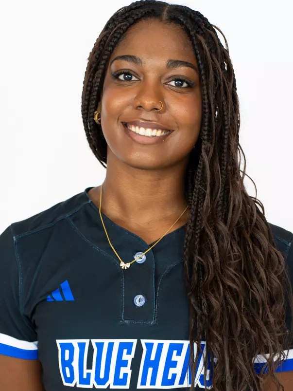 2027 Delaware Softball Headshots