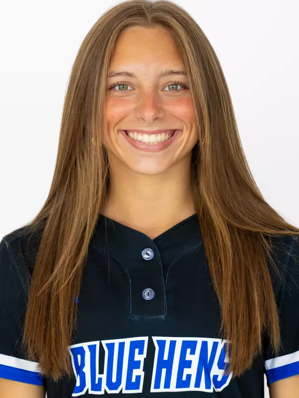 2027 Delaware Softball Headshots