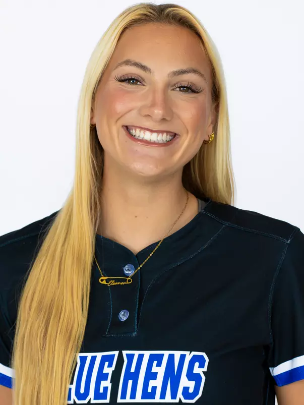 2027 Delaware Softball Headshots