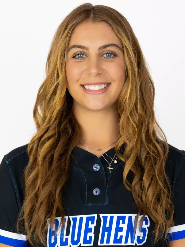 2027 Delaware Softball Headshots