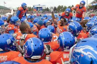 Broncos Shutout Lobos on Senior Night