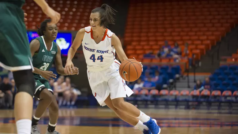 Boise State Falls in Final Minute to UVU