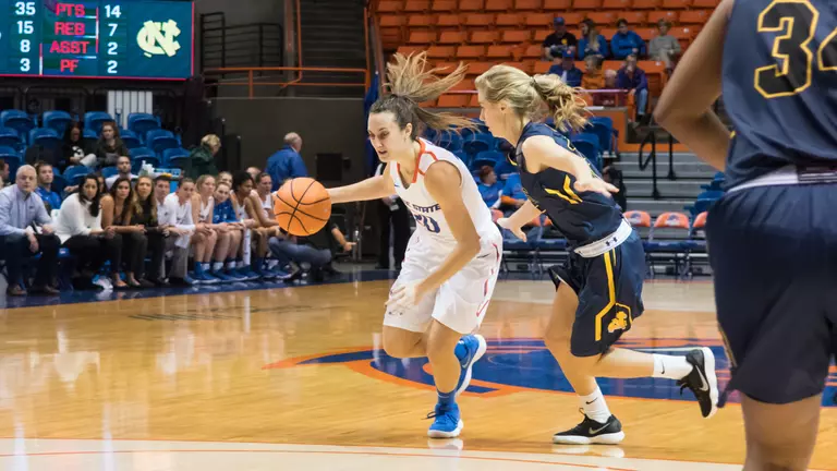 Hermida Paces Season-Opening Win