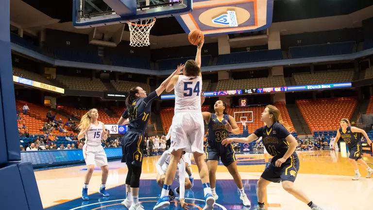 Broncos Face NAU To Close Trip