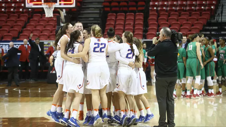 Bronco Hoops Signs Three