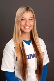 2019 Headshot of Halle Harger