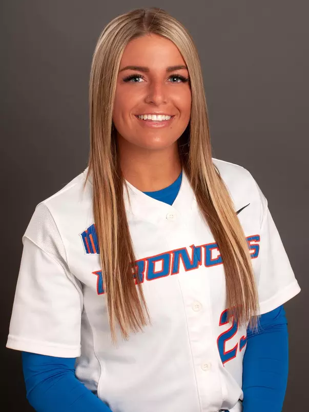 2019 Headshot of Jessica McKay