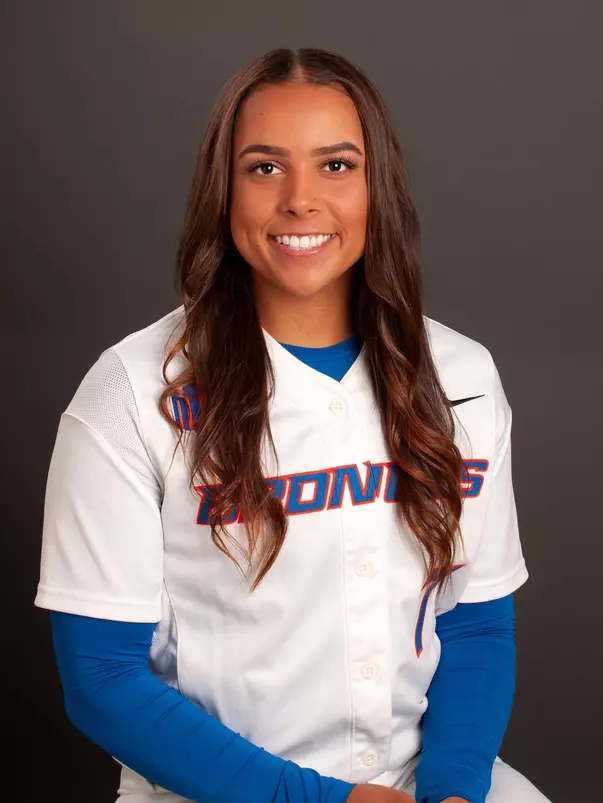 2019 Headshot of Kora Wade