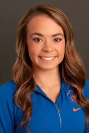 2019 Headshot of Dani Shafer