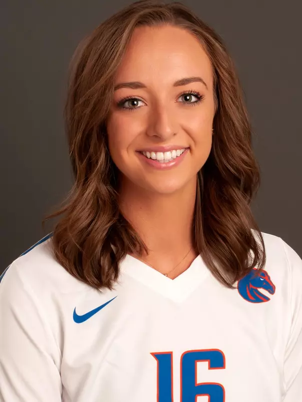 2018 Headshot of Celine Christensen