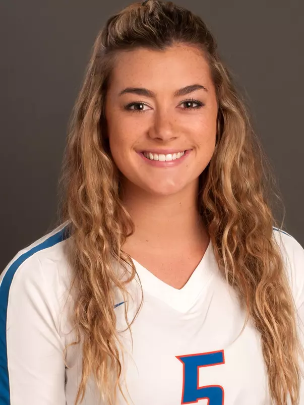 2018 Headshot of Morgan Hughes