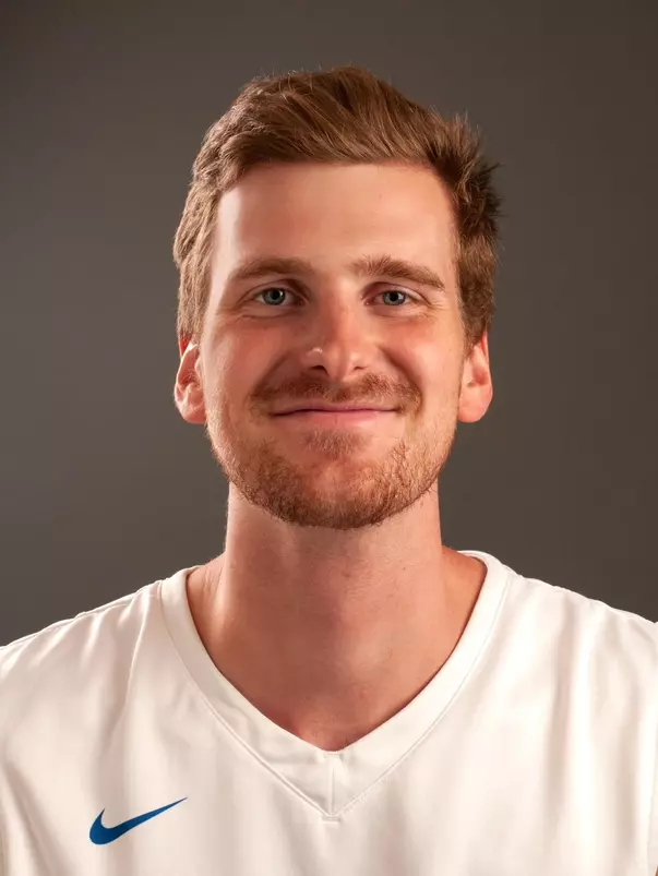 2018-19 Headshot of Robin Jorch