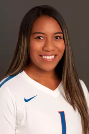 2018 Headshot of Sabryn Roberts