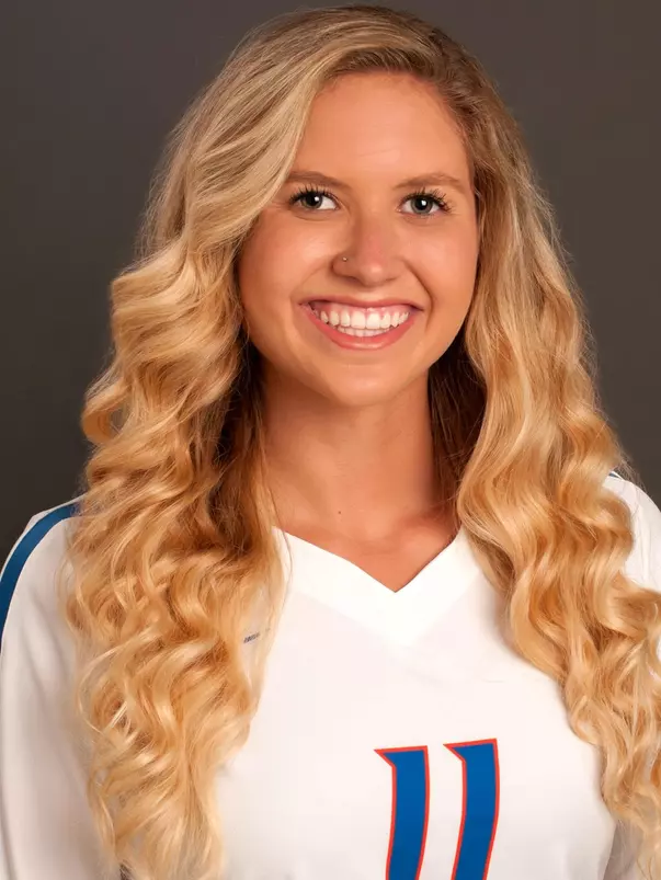 2018 Headshot of Janell Walley