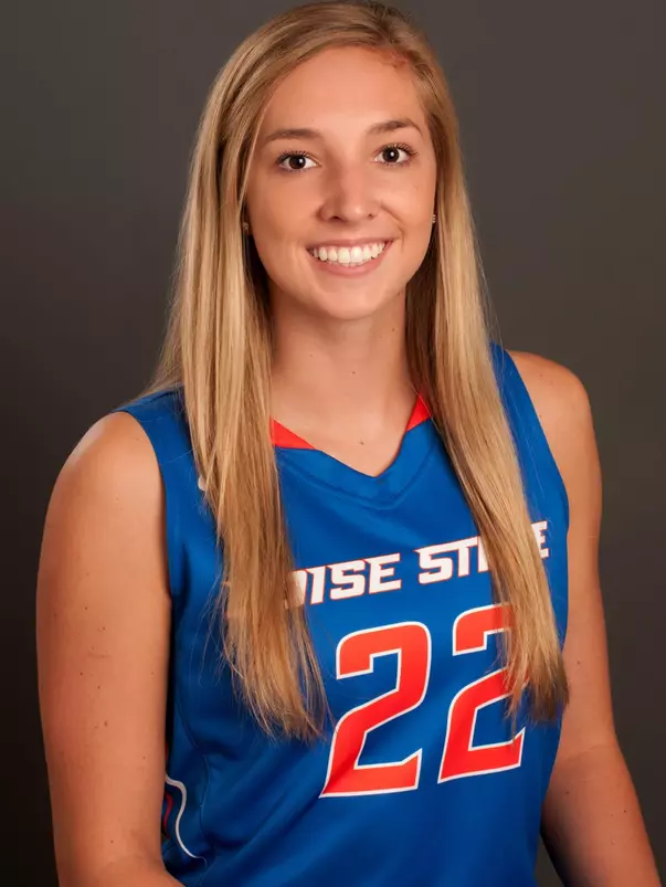 2018-19 Headshot of Ellie Woerner