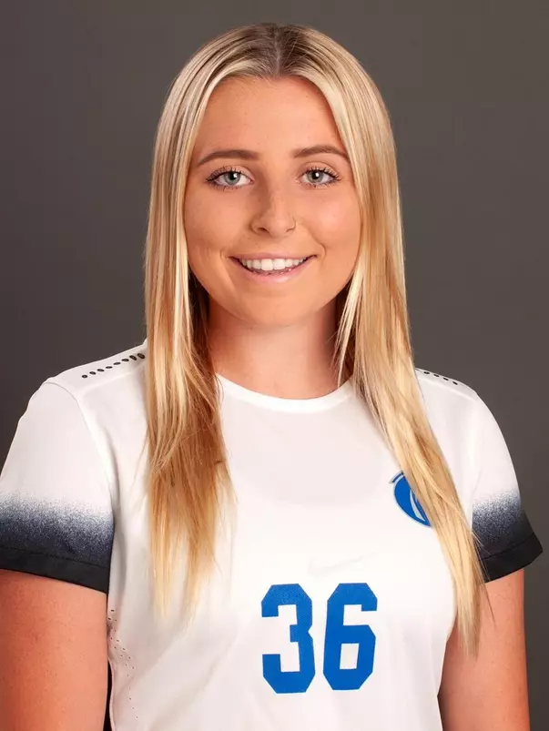 2018 Headshot of McKenzie Cooper