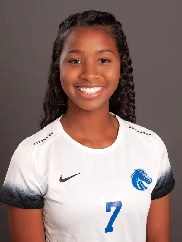 2018 Headshot of Jazel Dennison