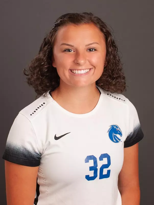 2018 Headshot of Kendyl Hedberg