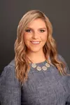 2019 Headshot of Mattie Snow